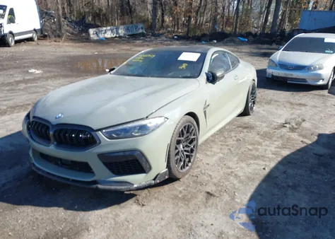 2020 BMW M8 Competition z USA, uszkodzony, nr VIN WBSAE0C04LBM08407